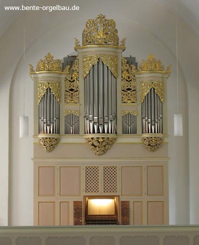 Orgel Bad Nenndorf (Gro�bild ca.78 KB) 